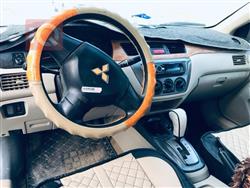 ميتسوبيشي لانسر